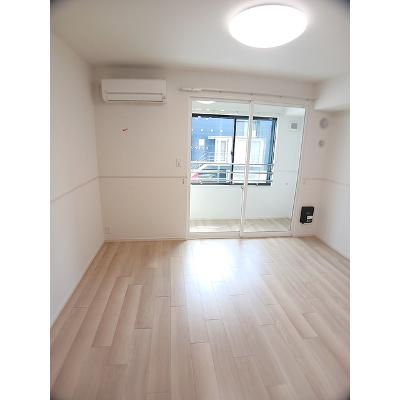 ブライト　フェイバー．Ｋ 203【管理NO：1-028110201-02030】 ★家具家電は申し込み後に搬入します★の物件写真2