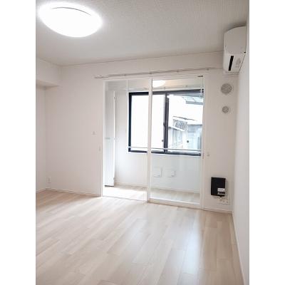 カーサ　健 102【管理NO：1-027873701-01020】 ★家具家電は申し込み後に搬入しますの物件写真2