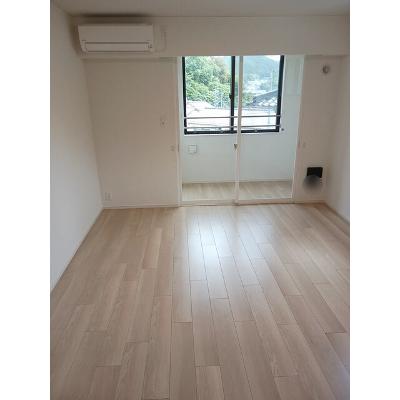 シャンス　トロワ 206【管理NO：1-027642601-02060】 ★家具家電は申し込み後に搬入しますの物件写真2