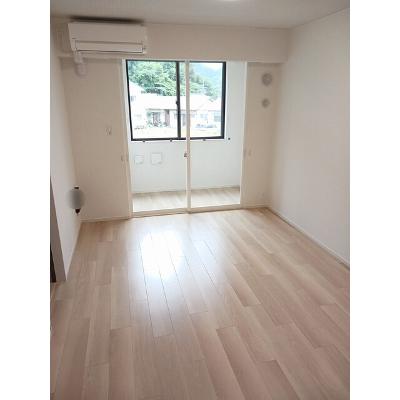 シャンス　トロワ 103【管理NO：1-027642601-01030】 ★家具家電は申し込み後に搬入しますの物件写真2