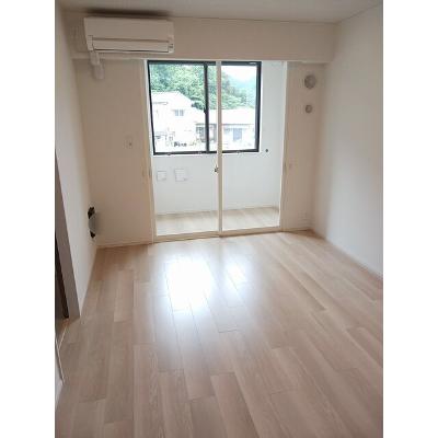 シャンス　トロワ 102【管理NO：1-027642601-01020】 ★家具家電は申し込み後に搬入しますの物件写真2