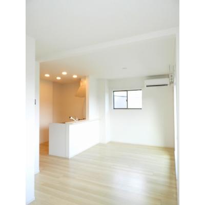 レオパラッツォ 203【管理NO：1-026249201-02030】 ★家具家電は申し込み後に搬入します★の物件写真2