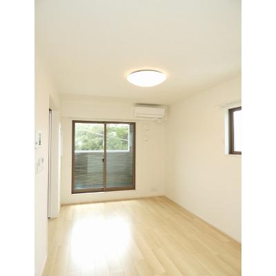 ジュネス　神主 201【管理NO：1-026219301-02010】 ★家具家電は申し込み後に搬入しますの物件写真2