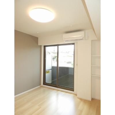 ８７１・ａｎｅｗ 103【管理NO：1-025751801-01030】 ★家具家電は申し込み後に搬入します★の物件写真2