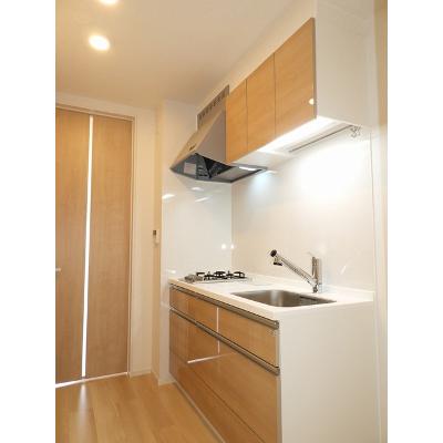 ８７１・ａｎｅｗ 103【管理NO：1-025751801-01030】 ★家具家電は申し込み後に搬入します★の物件写真3