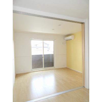ウッドスプリング千代田Ａ 102【管理NO：1-024995401-01020】 ★家具家電は申し込み後に搬入します★の物件写真2
