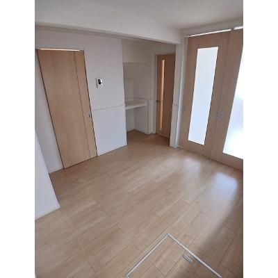 エストフォンテーヌⅡ 101【管理NO：1-024404301-01010】 ★家具家電は申し込み後に搬入します★の物件写真2