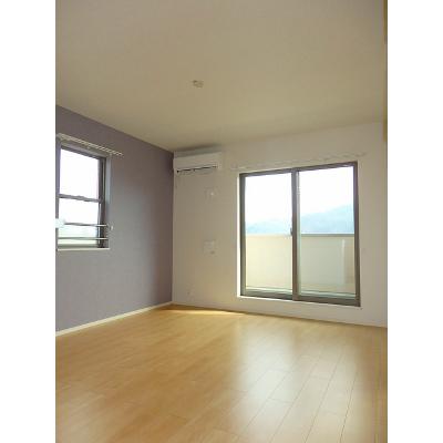 リヴェ－ル・ドゥ 201【管理NO：1-024093002-02010】 ★家具家電は申し込み後に搬入しますの物件写真2