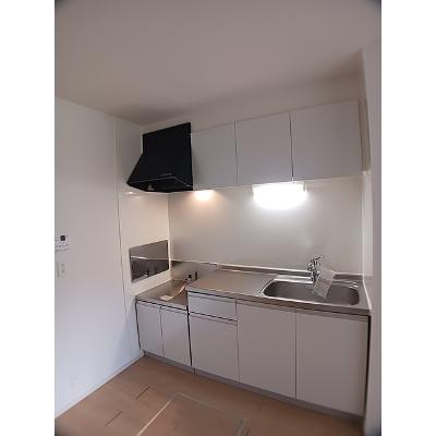 グランシャリオⅢ 104【管理NO：1-023883301-01040】 ★家具家電は申し込み後に搬入します★の物件写真3