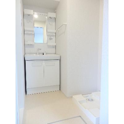 グラシオッソーレⅤ 201【管理NO：1-022337901-02010】 ★家具家電は申し込み後に搬入しますの物件写真6