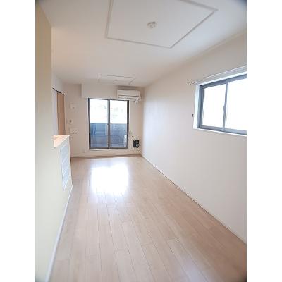 パルハーモニーⅠ 201【管理NO：1-021164901-02010】 ★家具家電は申し込み後に搬入しますの物件写真2