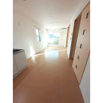 ティ・シュティル　Ⅲ番館 202【管理NO：1-019250801-02020】 ★家具家電は申し込み後に搬入しますの物件写真2