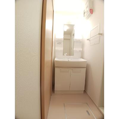 ラ・カーサ・ミーア 201【管理NO：1-017864501-02010】 ★家具家電は申し込み後に搬入しますの物件写真6