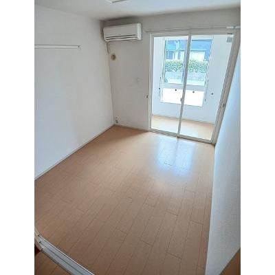 リバーサイド．ＭⅡ 102【管理NO：1-017679201-01020】 ★家具家電は申し込み後に搬入します★の物件写真2