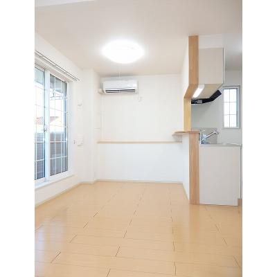 ノーブル　川内　Ⅲ番館 201【管理NO：1-017443201-02010】 ★家具家電は申し込み後に搬入します★の物件写真2