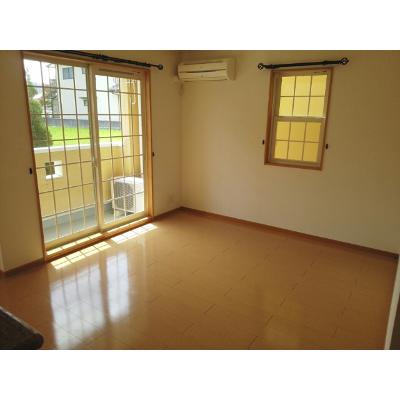 グラースＡ 103【管理NO：1-014226401-01030】 ★家具家電は申し込み後に搬入しますの物件写真2