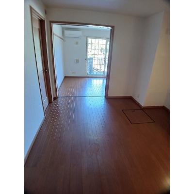 ペルル 103【管理NO：1-013599401-01030】 ★家具家電は申し込み後に搬入します★の物件写真2