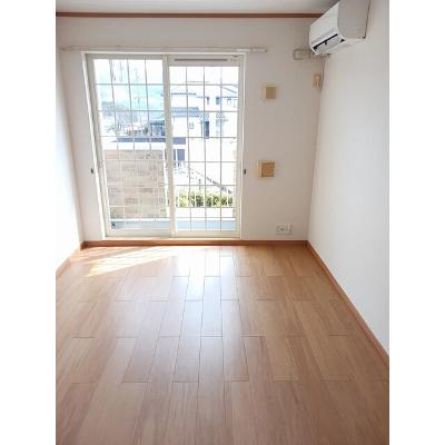 プランタンＡ 101【管理NO：1-012966801-01010】 ★家具家電は申し込み後に搬入しますの物件写真2