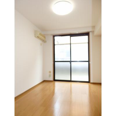 シャポー・ルージュＭ 103【管理NO：1-011439701-01030】 ★家具家電は申し込み後に搬入しますの物件写真2