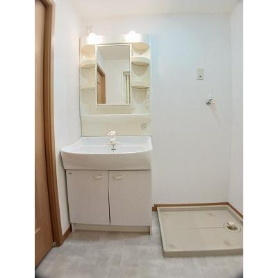 グランドハイツ深川 305【管理NO：1-011267301-03050】 ★家具家電は申し込み後に搬入します★の物件写真6