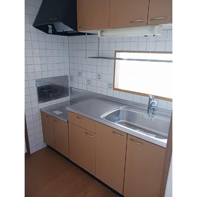 リヴェル　ブレ　Ａ 101【管理NO：1-010992301-01010】 ★家具家電は申し込み後に搬入しますの物件写真3