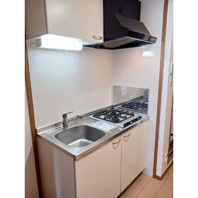 セゾン升本 401【管理NO：1-010544901-04010】 ★家具家電は申し込み後に搬入しますの物件写真3