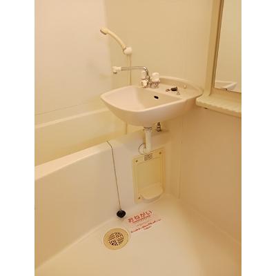 セゾン升本 303【管理NO：1-010544901-03030】 ★家具家電は申し込み後に搬入しますの物件写真4
