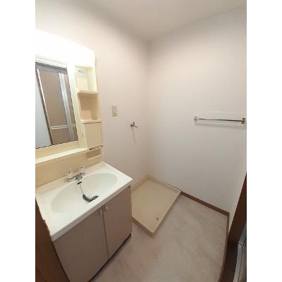 リバ－サイドコ－ト 103【管理NO：1-007245701-01030】 ★家具家電は申し込み後に搬入します 2026年07月中旬入居可能の物件写真6