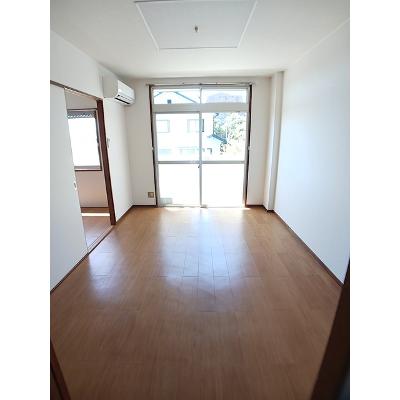 エルディム古谷 203【管理NO：1-002477401-02030】 ★家具家電は申し込み後に搬入します★の物件写真2