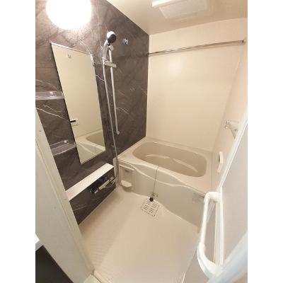 ゼファー 104【管理NO：1-027669901-01040】 ★家具家電は申し込み後に搬入します★の物件写真4