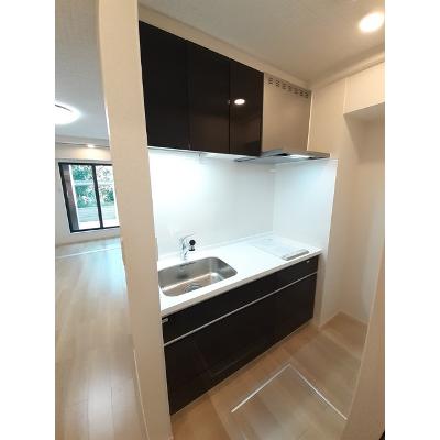 ゼファー 103【管理NO：1-027669901-01030】 ★家具家電は申し込み後に搬入します★の物件写真3