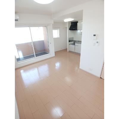 Ｆｅｌｉｓｉａ 205【管理NO：1-017864001-02050】 ★家具家電は申し込み後に搬入しますの物件写真2