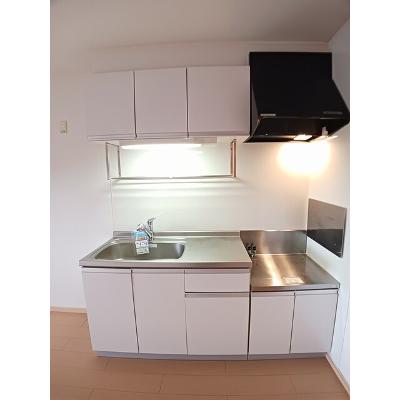 ビュー・カトレア 203【管理NO：1-015897701-02030】 ★家具家電は申し込み後に搬入しますの物件写真3