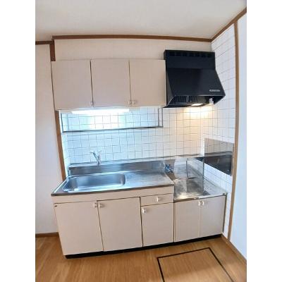 レークサイドＢ 103【管理NO：1-007983102-01030】 ★家具家電は申し込み後に搬入しますの物件写真3