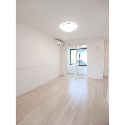 ビオラ徳山 203【管理NO：1-028709201-02030】 ★家具家電は申し込み後に搬入します★ ★2026年09月下旬入居可能★の物件写真2