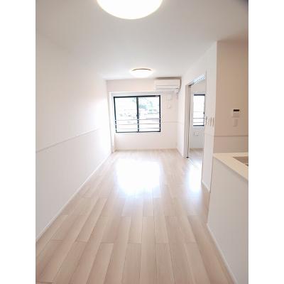 ブリーズガーデン　Ⅰ 204【管理NO：1-028419001-02040】 ★家具家電は申し込み後に搬入しますの物件写真2