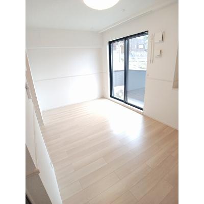 ブリーズガーデン　Ⅰ 103【管理NO：1-028419001-01030】 ★家具家電は申し込み後に搬入しますの物件写真2