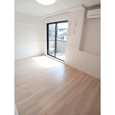 サンシャイン１ 104【管理NO：1-028175401-01040】 ★家具家電は申し込み後に搬入します★の物件写真2