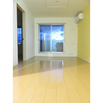 キャッスルビーチ　Ｂ 201【管理NO：1-019270902-02010】 ★家具家電は申し込み後に搬入します 2026年07月下旬入居可能の物件写真2