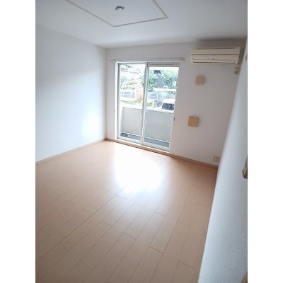 メイプルビュー・プラッツＤ 102【管理NO：1-016235602-01020】 ★家具家電は申し込み後に搬入します★の物件写真2