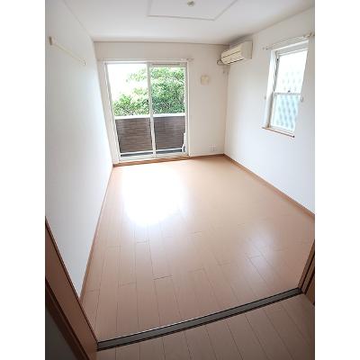 フォルツァ 103【管理NO：1-015027401-01030】 ★家具家電は申し込み後に搬入します★の物件写真2