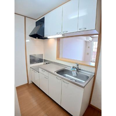 アルドーレ　参番館 202【管理NO：1-013683903-02020】 ★家具家電は申し込み後に搬入しますの物件写真3