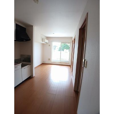 グリーンホームⅡ 202【管理NO：1-013445501-02020】 ★家具家電は申し込み後に搬入しますの物件写真2