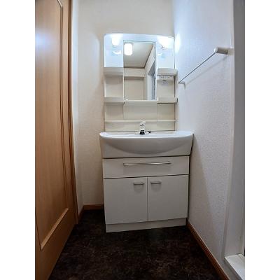 サンリット・ビラ 101【管理NO：1-012898401-01010】 ★家具家電は申し込み後に搬入しますの物件写真6