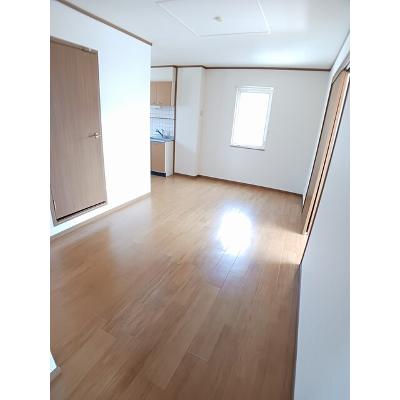 ラフィネ三井 203【管理NO：1-010783701-02030】 ★家具家電は申し込み後に搬入します★の物件写真2