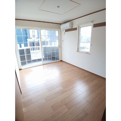 ＭｅｒｕＲｏｓｅ　Ⅱ 102【管理NO：1-010771402-01020】 ★家具家電は申し込み後に搬入します★の物件写真2