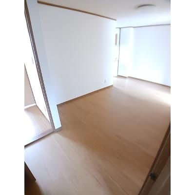 メゾンフルールＣ 103【管理NO：1-010163901-01030】 ★家具家電は申し込み後に搬入しますの物件写真2