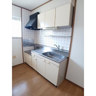 サンビレッジＤ 205【管理NO：1-010045501-02040】 ★家具家電は申し込み後に搬入します★の物件写真3