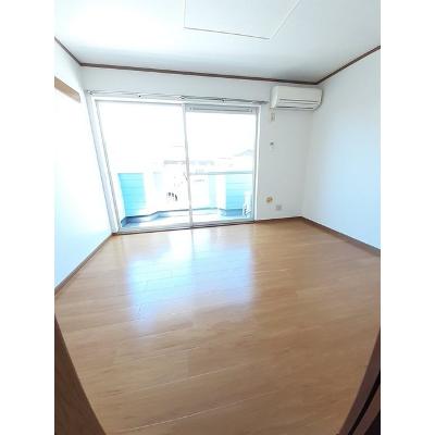 ブランシェ 102【管理NO：1-007869401-01020】 ★家具家電は申し込み後に搬入します 2026年07月下旬入居可能の物件写真2