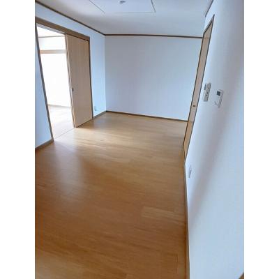 エスポワール２１ 103【管理NO：1-007837501-01030】 ★家具家電は申し込み後に搬入します★の物件写真2